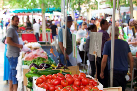 Vendredi, c'est jour de marché à Longeville sur Mer !